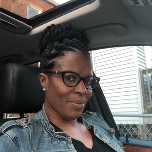 Meet your Posher, Kim